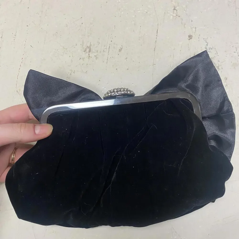 NEIMAN MARCUS black velvet velour bow clutch purse